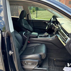 صورة 32 لـ 2024 AUDI Q8 PRESTIGE