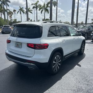 صورة 8 لـ 2022 Mercedes-BENZ GLB