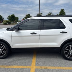 FORD EXPLORER SPORT - 4