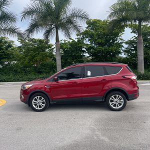 صورة 3 لـ 2018 FORD ESCAPE SE