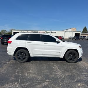 JEEP GRAND CHEROKEE ALTITUDE - 10