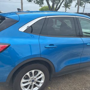 FORD ESCAPE SE - 9