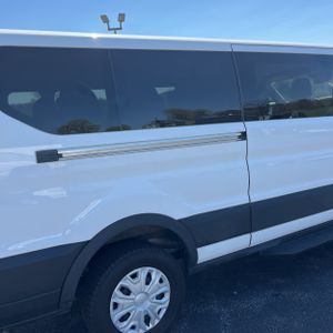 FORD TRANSIT-350 PASSENGER V. XLT - 9