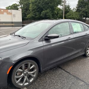 2015 Chrysler 200 S 照片 2