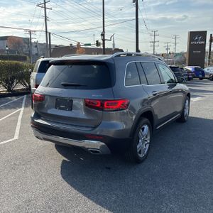 MERCEDES-BENZ GLB - 8