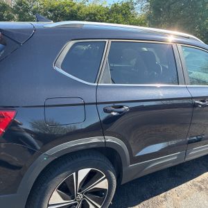 VOLKSWAGEN TAOS SE 4MOTION - 9