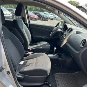 صورة 33 لـ 2016 Nissan VERSA SV