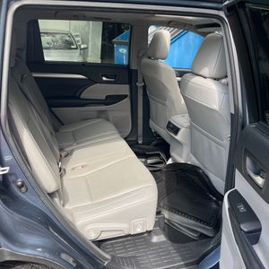 2017 Toyota HIGHLANDER XLE — фото 35