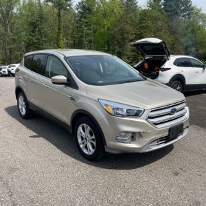 FORD ESCAPE SE - 9