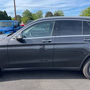 MERCEDES-BENZ GLC - 4