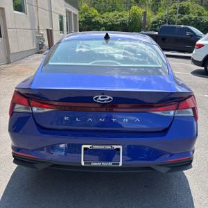 HYUNDAI ELANTRA - 6