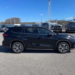 TOYOTA HIGHLANDER - 10