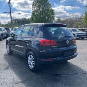 VOLKSWAGEN TIGUAN SE 4MOTION - 5