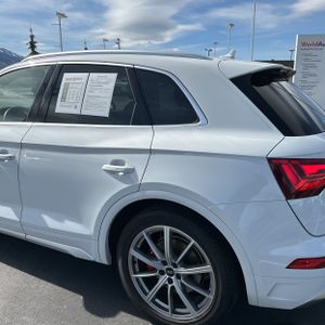 AUDI SQ5 PREMIUM PLUS - 6