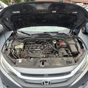 صورة 46 لـ 2016 Honda CIVIC TOURING