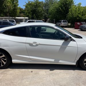 صورة مصغرة 11 لـ 2016 Honda CIVIC LX