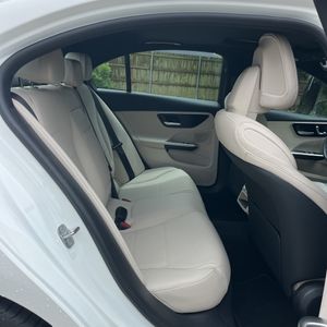 صورة مصغرة 35 لـ 2024 Mercedes-BENZ C-CLASS