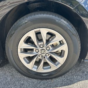 2025 Toyota SIENNA LE 8-PASSENGER 照片 20