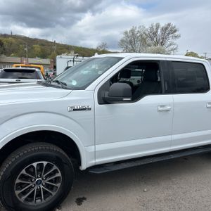 FORD F-150 XLT - 2