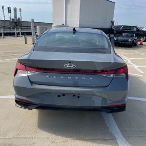 HYUNDAI ELANTRA SEL - 7