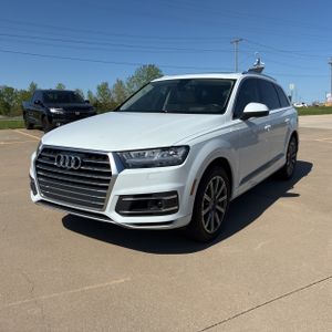 AUDI Q7 3.0T PREMIUM - 1