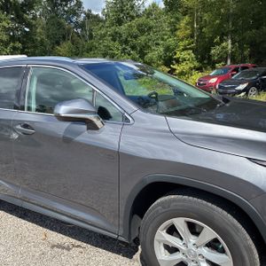 صورة 13 لـ 2017 Lexus RX 350 BASE