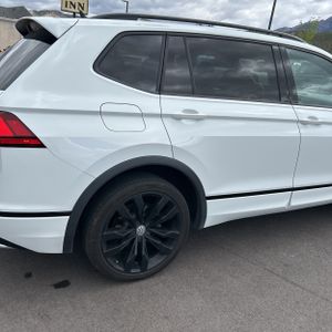 VOLKSWAGEN TIGUAN SE R-LINE BLACK 4MOTION - 9
