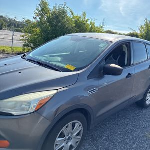 2014 FORD ESCAPE S 照片 2