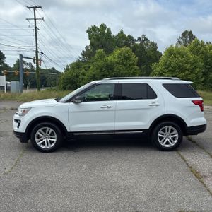 FORD EXPLORER XLT - 3