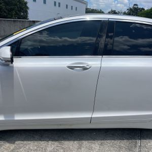 2016 Lincoln MKZ BASE — фото 4