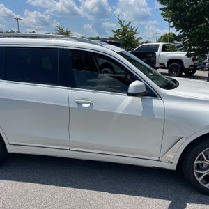 صورة مصغرة 11 لـ 2024 BMW X7 XDRIVE40I
