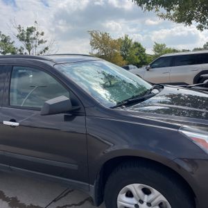 2017 Chevrolet TRAVERSE LS — миниатюра 13
