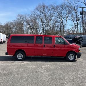 CHEVROLET EXPRESS LS 3500 - 10