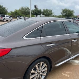 HYUNDAI SONATA LIMITED - 9
