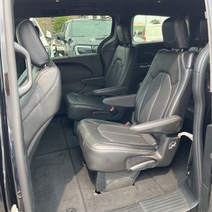 صورة 33 لـ 2026 Chrysler PACIFICA SELECT