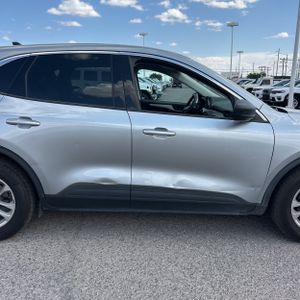 صورة مصغرة 11 لـ 2022 FORD ESCAPE SE
