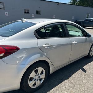 2018 KIA FORTE LX photo 9