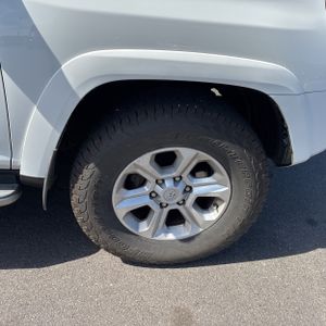 2015 Toyota 4RUNNER SR5 PREMIUM — фото 16