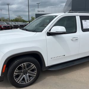 JEEP WAGONEER SERIES III - 2