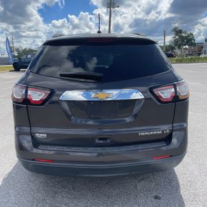 CHEVROLET TRAVERSE LS - 7
