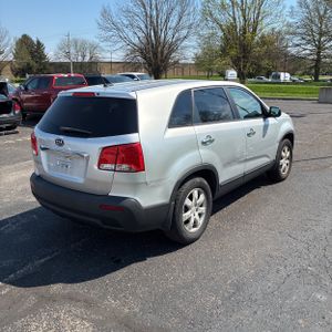 KIA SORENTO BASE - 8