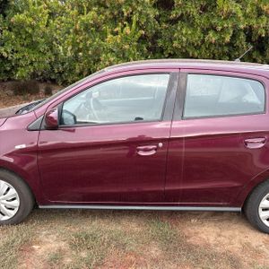 2022 Mitsubishi MIRAGE LE 照片 4