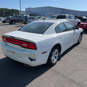 DODGE CHARGER SE - 8