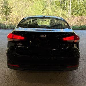KIA FORTE LX - 7