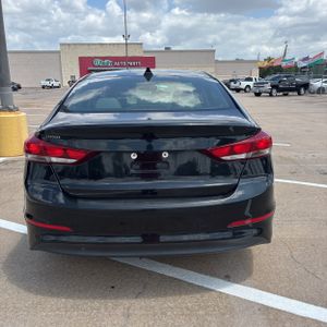 HYUNDAI ELANTRA VALUE EDITION - 6