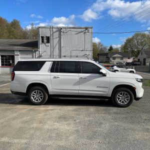 CHEVROLET SUBURBAN LT - 10