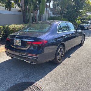 MERCEDES-BENZ E-CLASS - 8