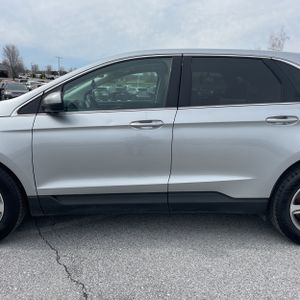 FORD EDGE SEL - 4