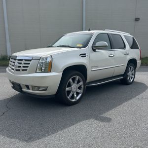CADILLAC ESCALADE LUXURY - 1
