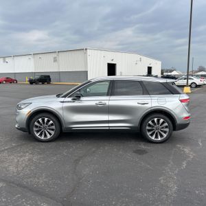 LINCOLN CORSAIR RESERVE - 3